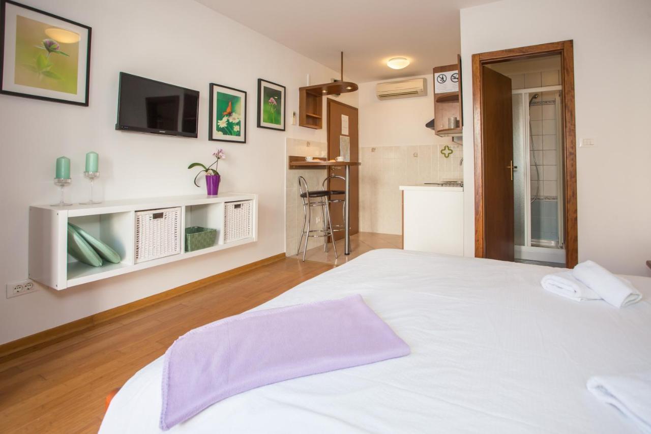 Studio Bel Porec Bagian luar foto